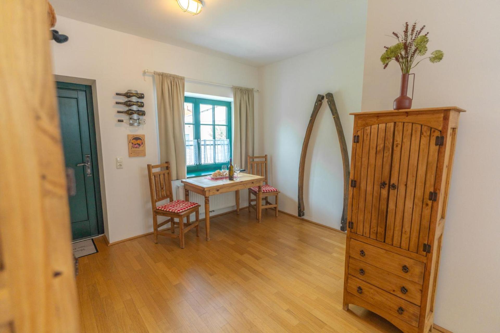 Winzerhof Kuessler - Weinviertel Hotel Stillfried Bagian luar foto