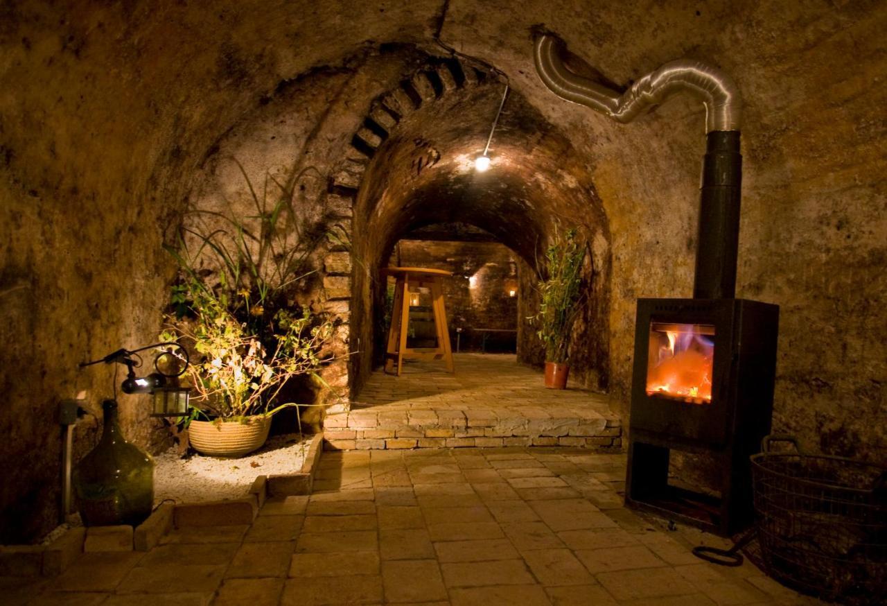Winzerhof Kuessler - Weinviertel Hotel Stillfried Bagian luar foto